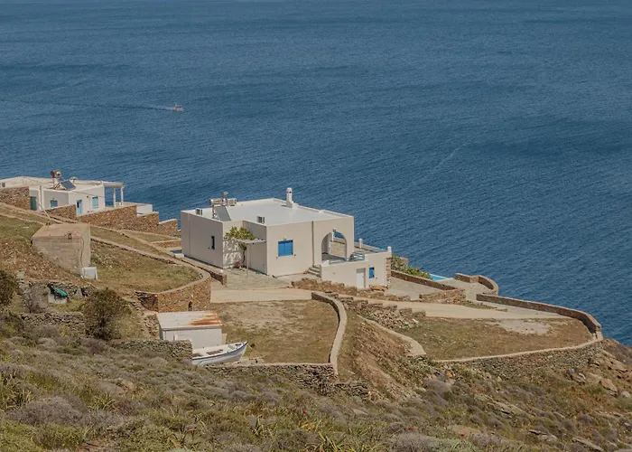 Infinity Blue Villas, * Κύθνος