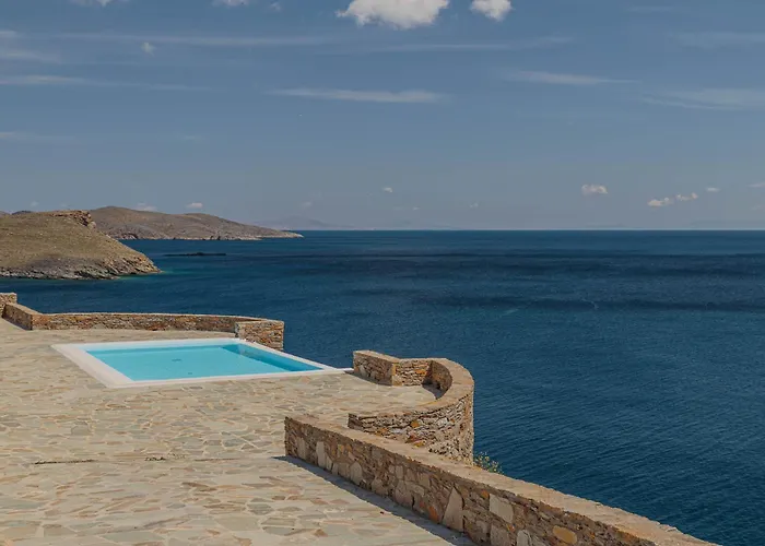 Infinity Blue Villas, Βίλα